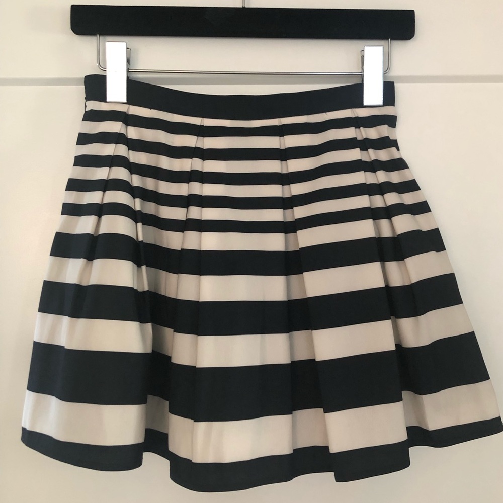 Striped Taffeta mini Skirt with Tulle under